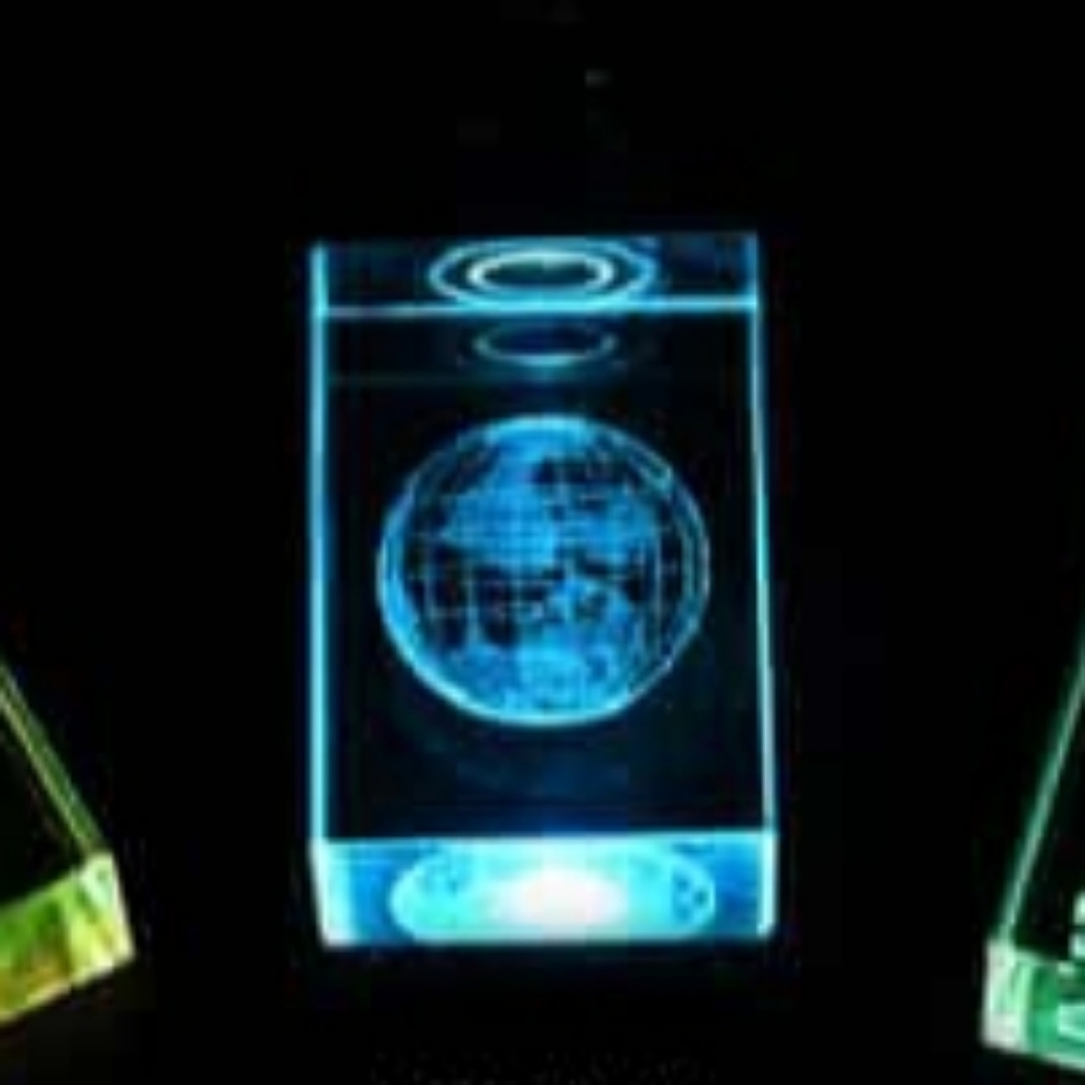 Crystal Earth LED Light Keychain - Picture 15 of 16